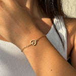 Seren Knot Bracelet – 18K PVD Coated | Éktaraa – demi-fine bracelet, 18K PVD gold, anti-tarnish | Éktaraa