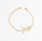 The White Bloom Set - Anti-Tarnish 18K Gold Jewelry Set | – demi-fine jewellery, 18K PVD gold, waterproof | Éktaraa – view 3