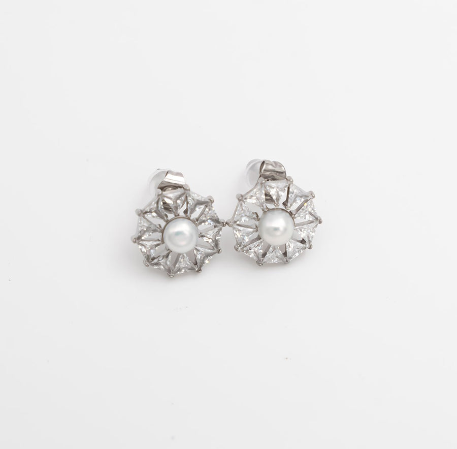 Sunburst Pearl Stud - Silver - Ektaraa