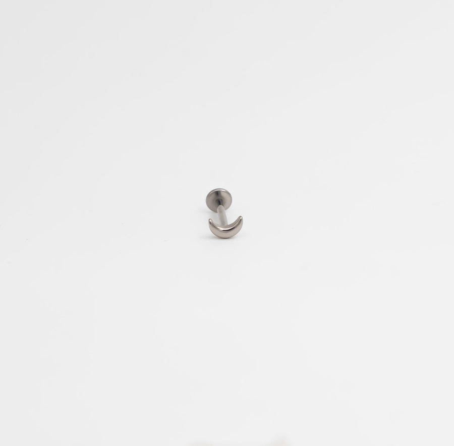Mini Hook Labret Stud - Silver - Ektaraa