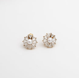 Sunburst Pearl Stud - Gold - Ektaraa