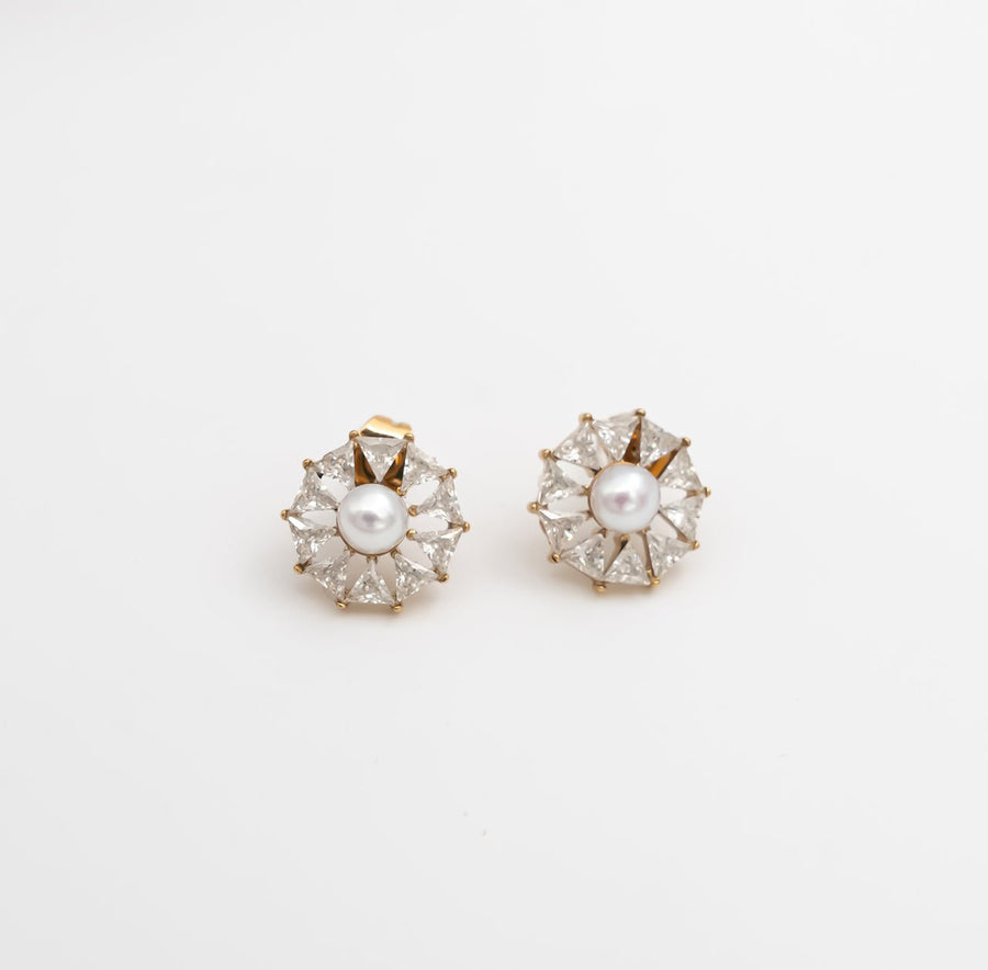 Sunburst Pearl Stud - Gold - Ektaraa
