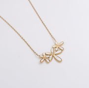 White Floral Necklace - Ektaraa