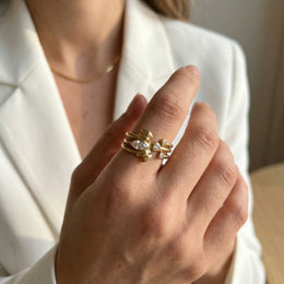 Marquise Petal Wrap Ring - Gold – demi-fine ring, 18K PVD gold, waterproof | Éktaraa