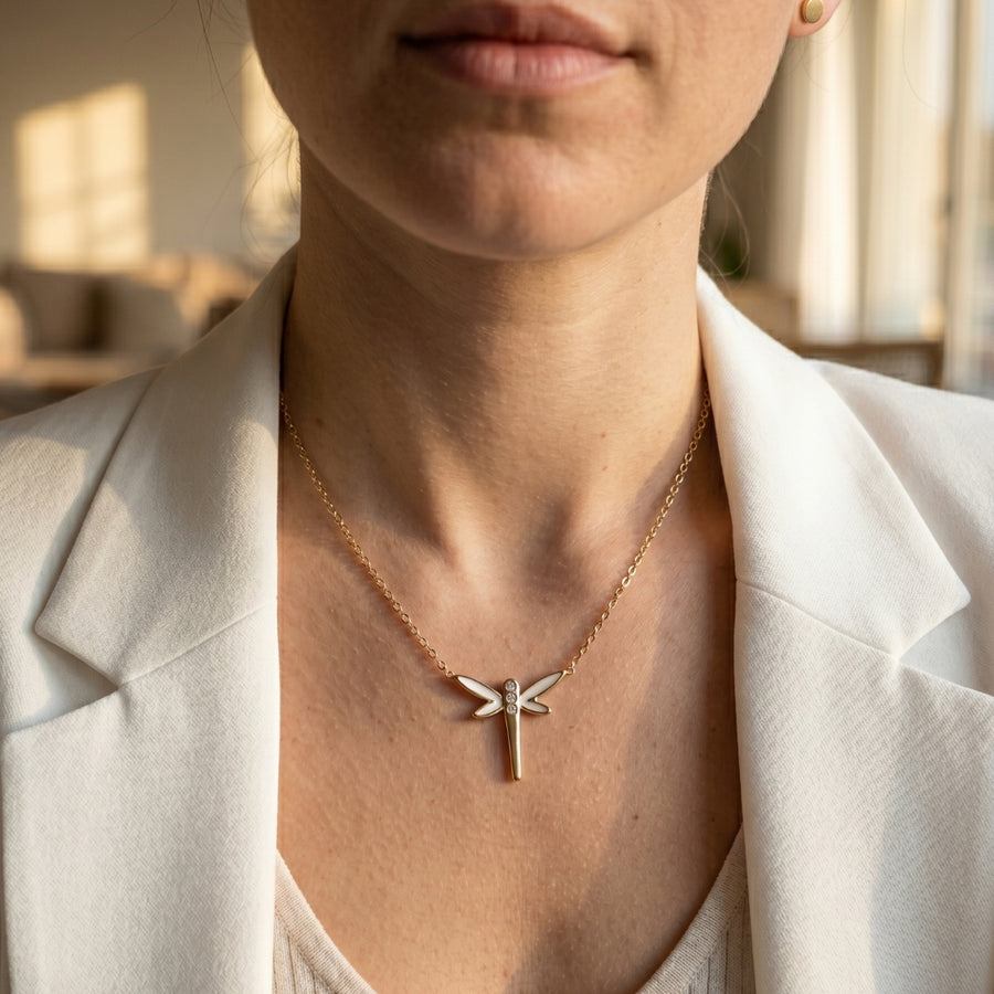 Dragonfly Pendant Necklace – demi-fine necklace, 18K PVD gold, waterproof | Éktaraa