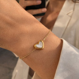 Heart Outline Charm Bracelet | Ektaraa
