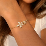 Twin Bloom | Éktaraa – demi-fine bracelet, 18K PVD gold, anti-tarnish | Éktaraa