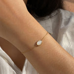 Pearl Charm Bracelet – | Ektaraa – demi-fine bracelet, 18K PVD gold, anti-tarnish | Éktaraa