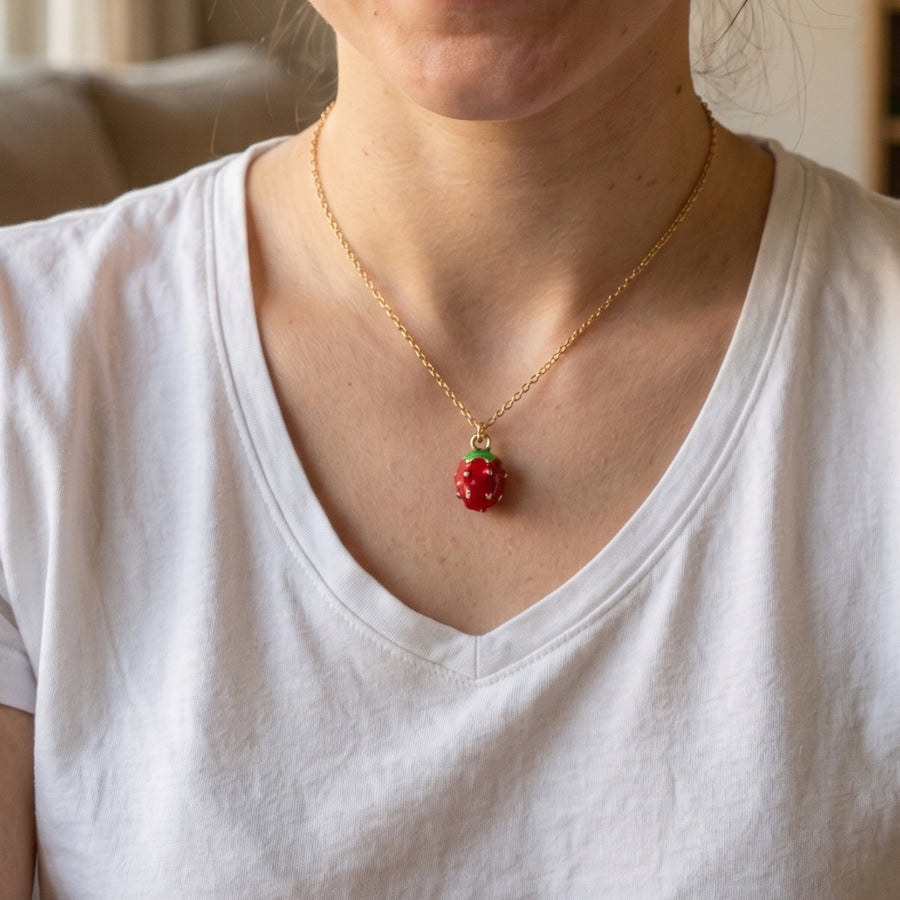 Strawberry Pendant Necklace – demi-fine necklace, 18K PVD gold, waterproof | Éktaraa
